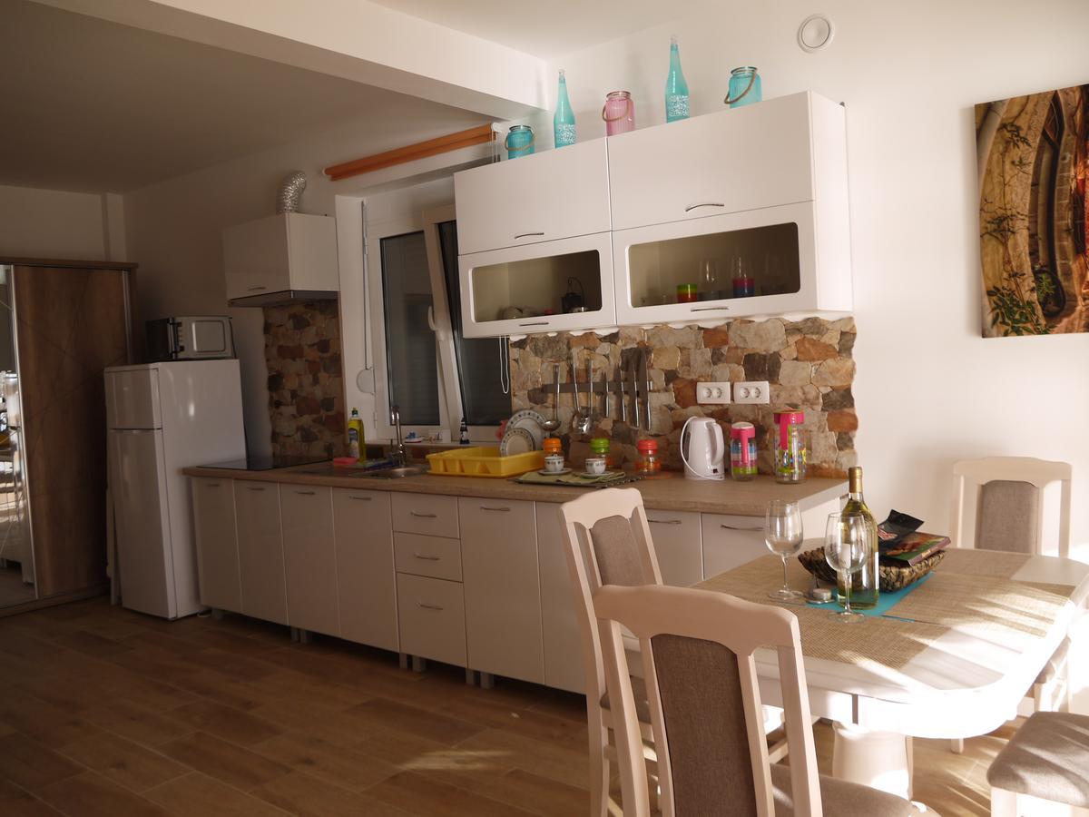 Crystalsky Apartamento Dobra Voda Exterior foto