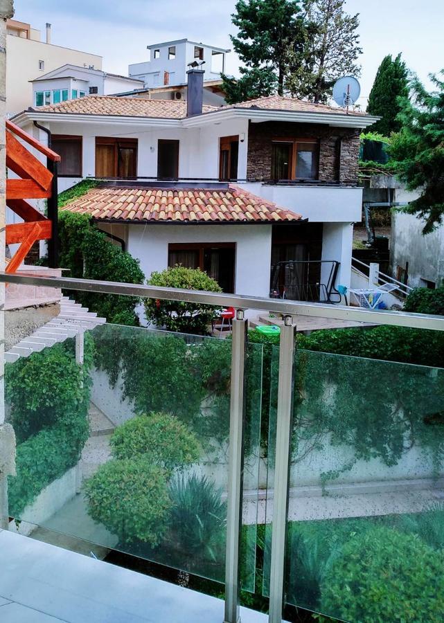 Crystalsky Apartamento Dobra Voda Exterior foto